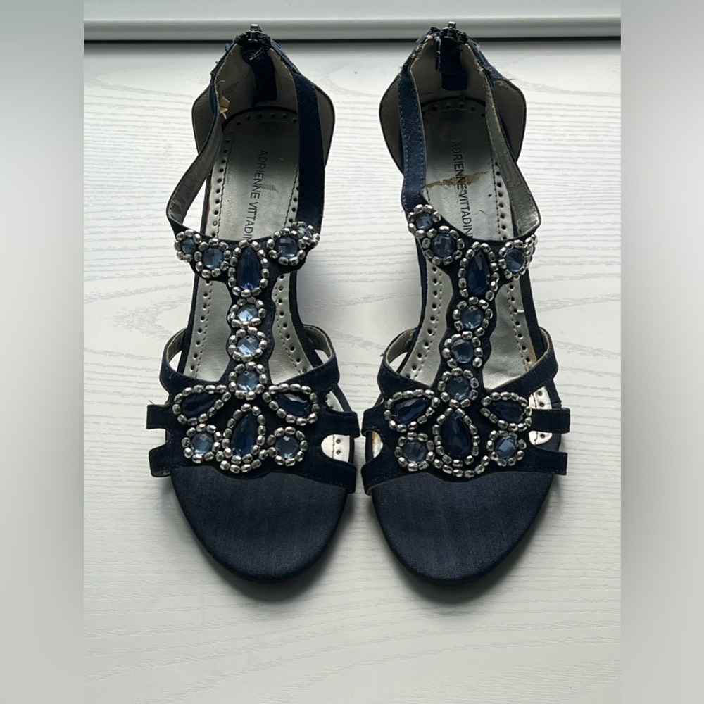 VINTAGE Adrienne Vittadini Navy Jeweled Strappy Sandals SZ 8
